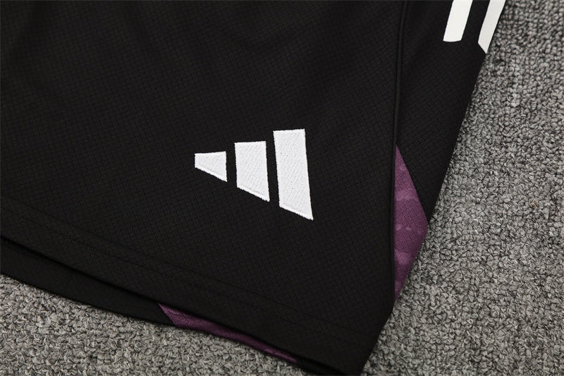 25/26 Manchester United Cream/Purple Shorts Training Set