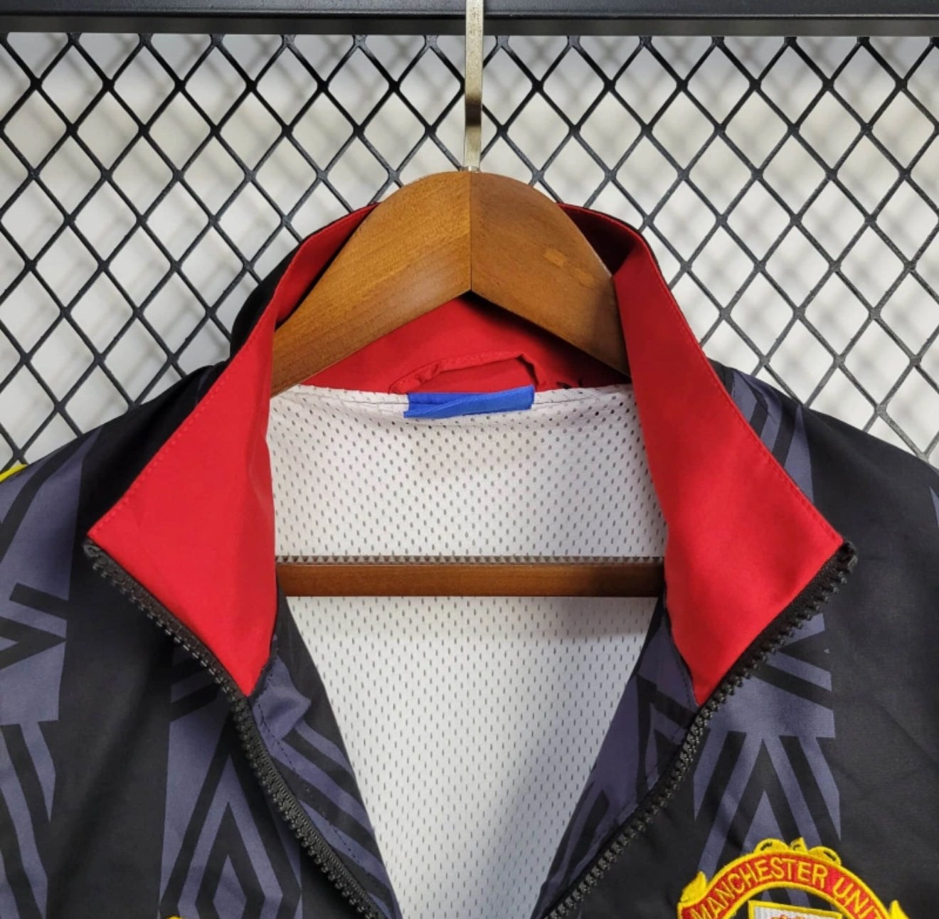 Retro Manchester United Windbreaker