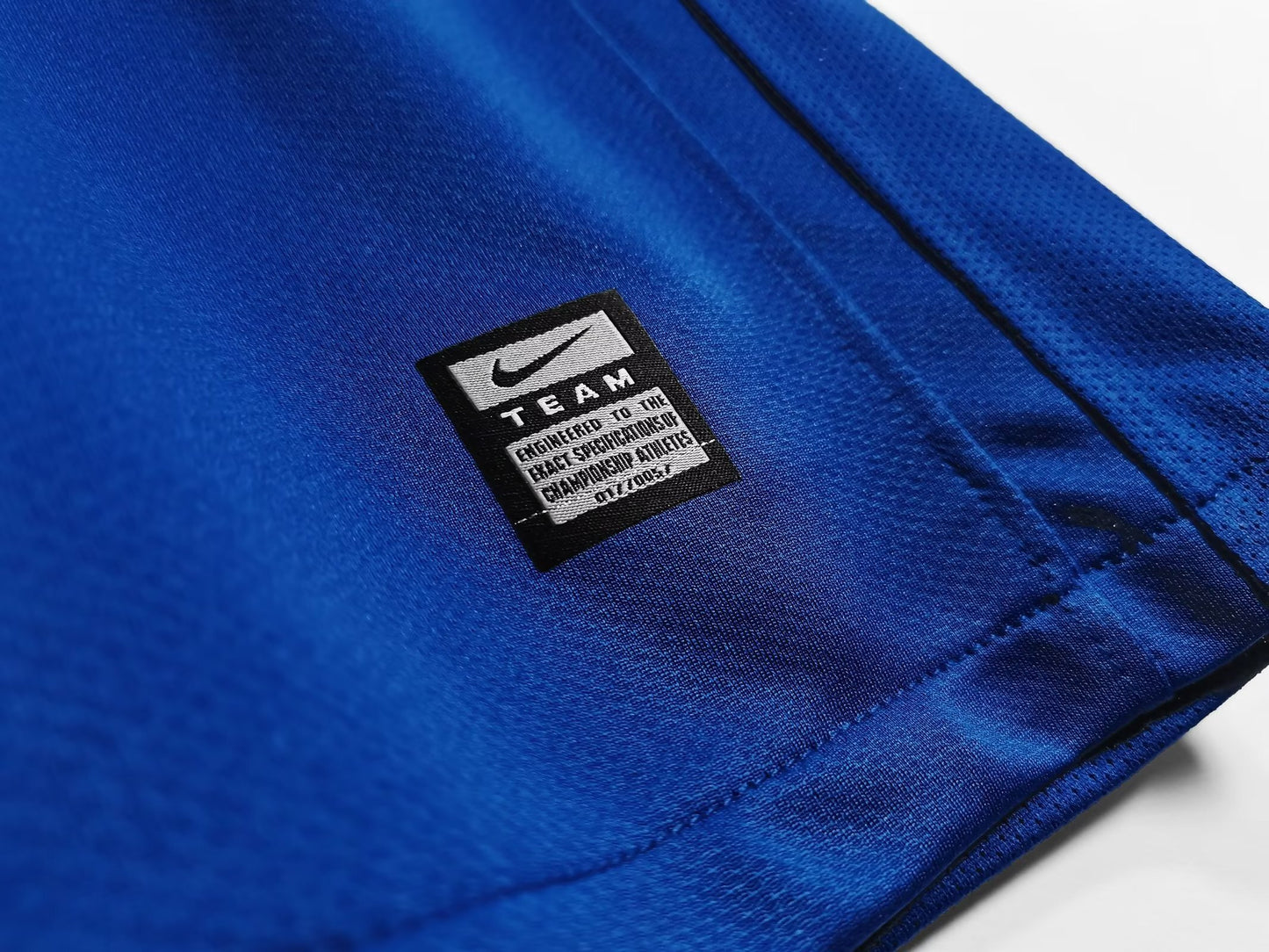 08/09 Manchester United Retro Away Jersey