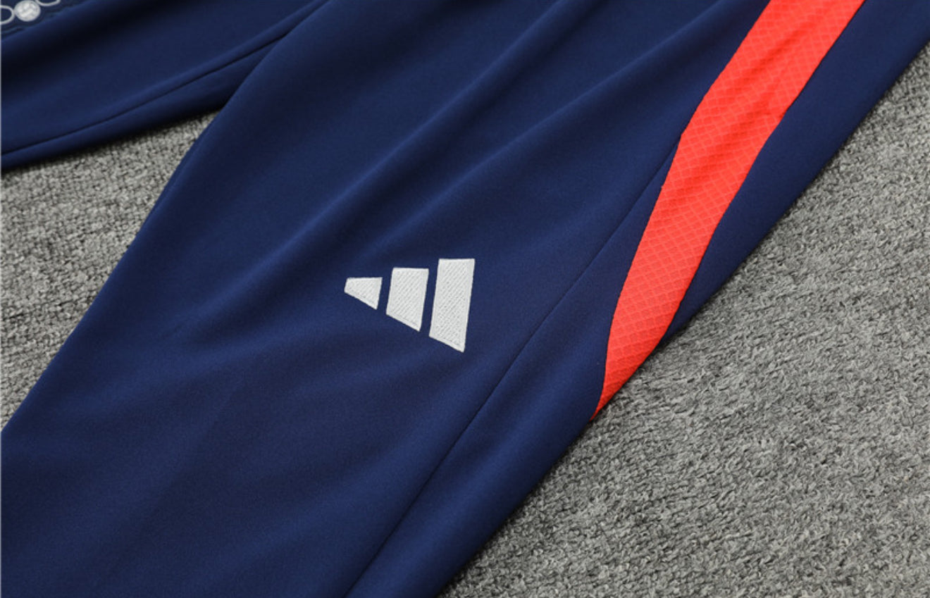24/25 Manchester United Orange And Navy Tracksuit