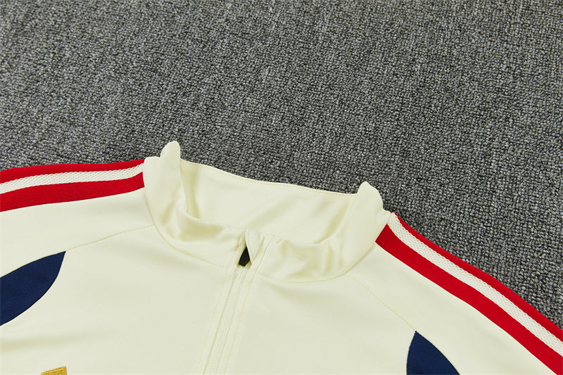 26/27 FC Bayern Munich Cream And Blue 1/4 Zip Tracksuit
