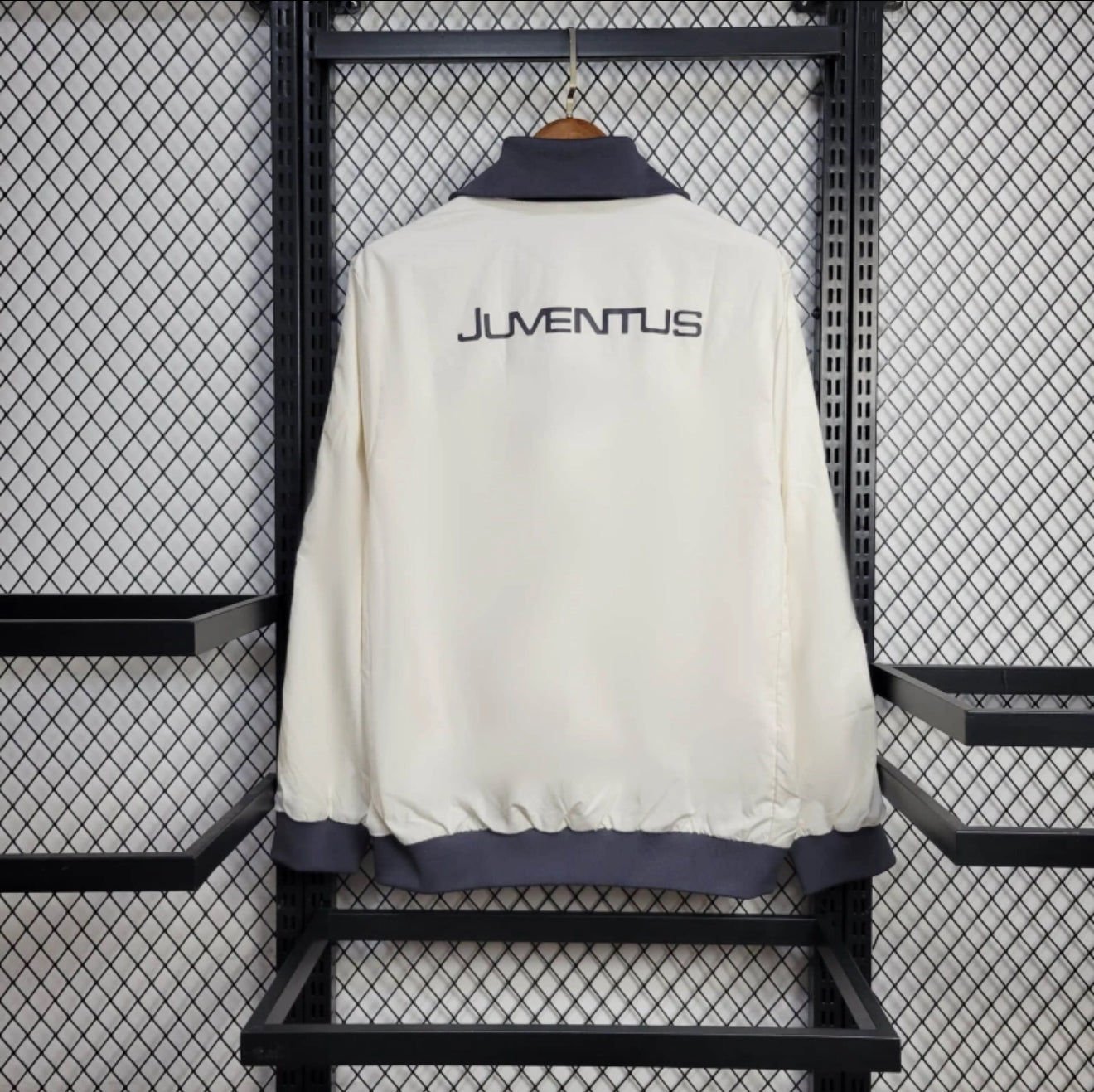 Juventus Cream/Grey Windbreaker