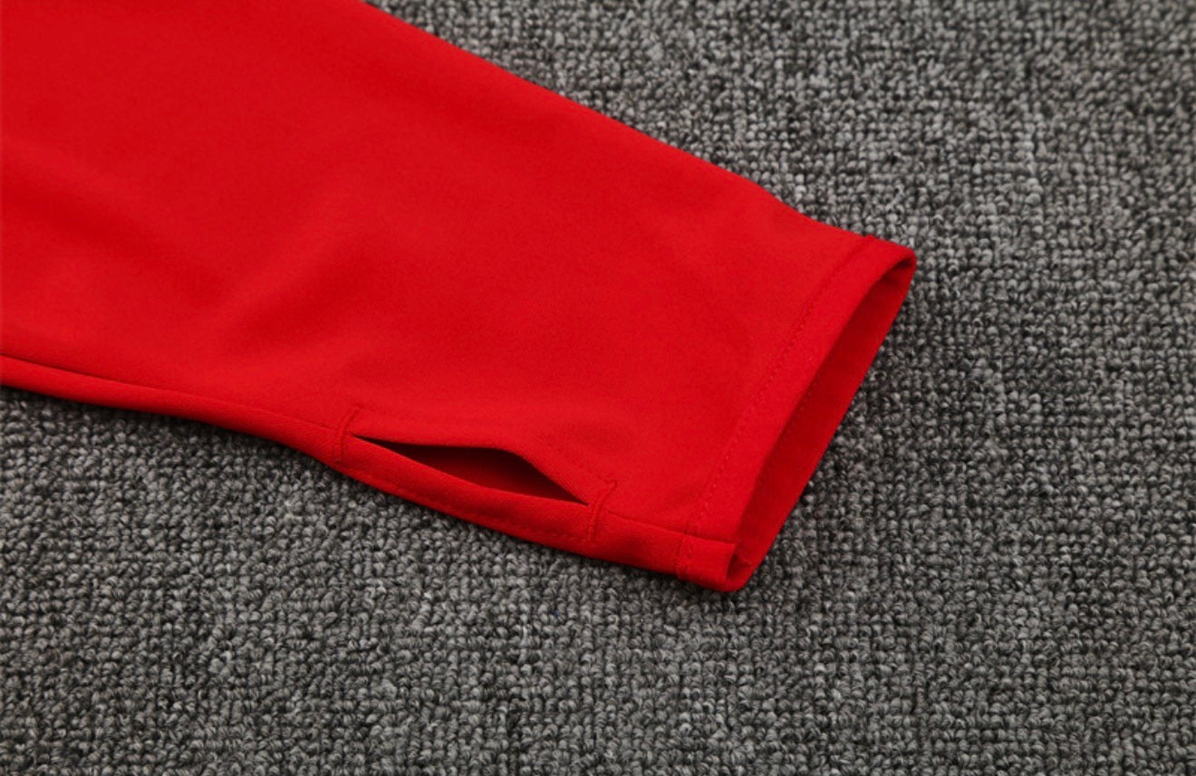 25/26 Liverpool FC Red/Black 1/4 Zip Tracksuit