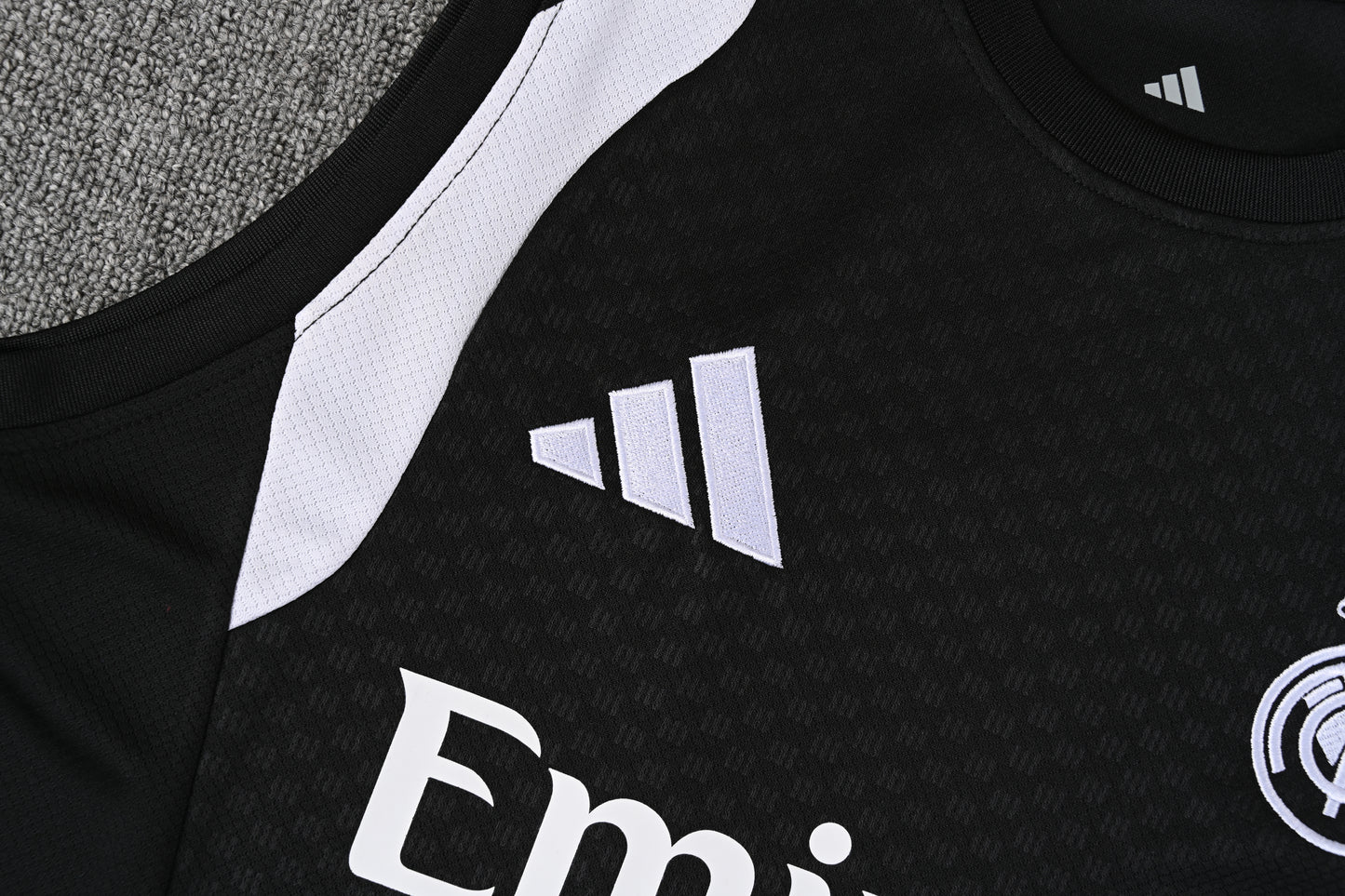 26/27 Real Madrid Black/Grey Vest Training Set