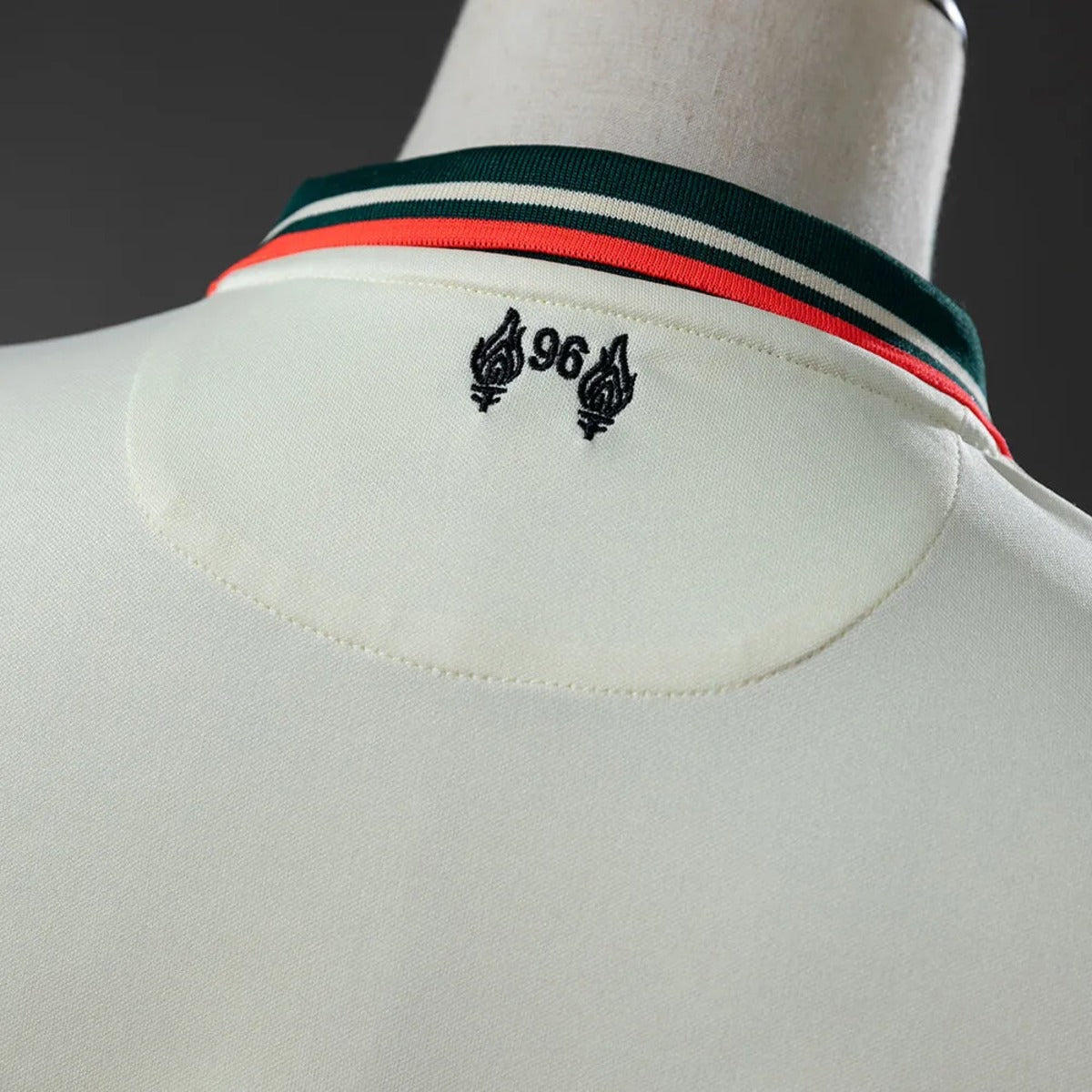 21/22 Liverpool Retro Away Jersey