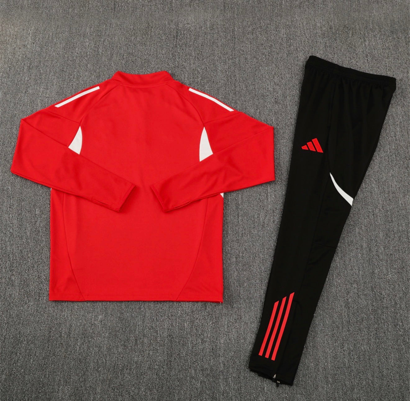 25/26 Liverpool FC Red/Black 1/4 Zip Tracksuit