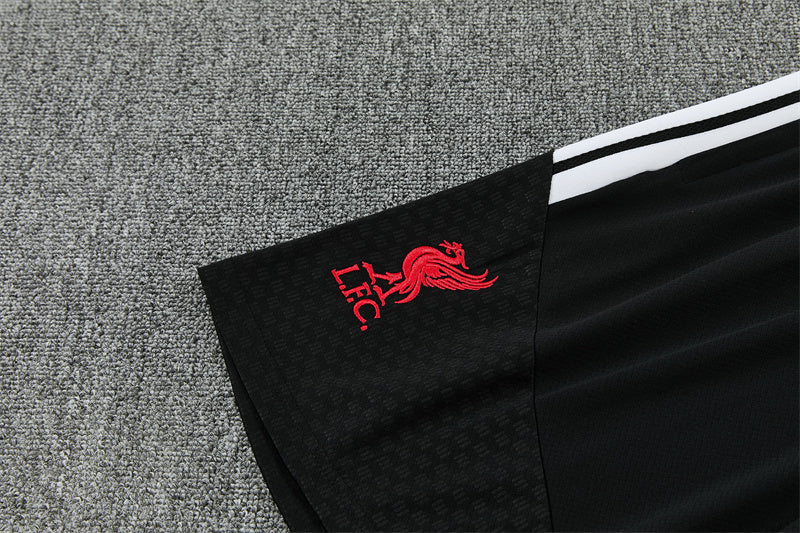 26/27 Liverpool Black ShortsTraining Set