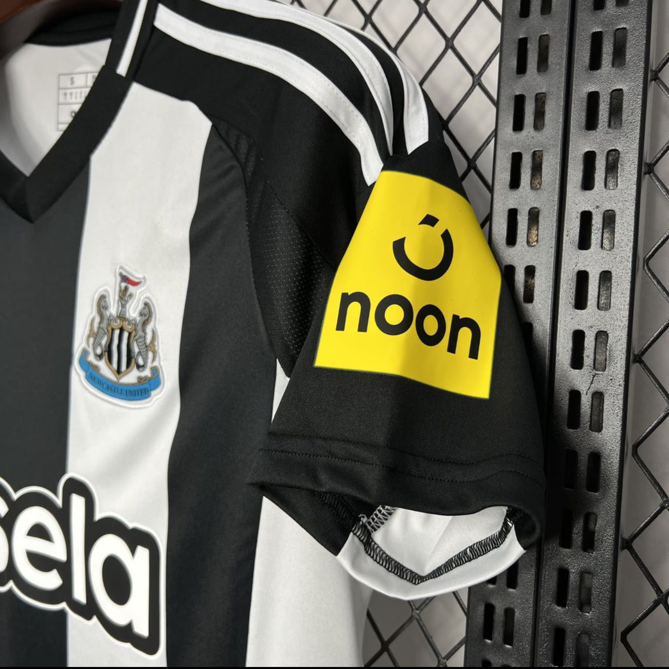 24/25 Newcastle United Home Jersey